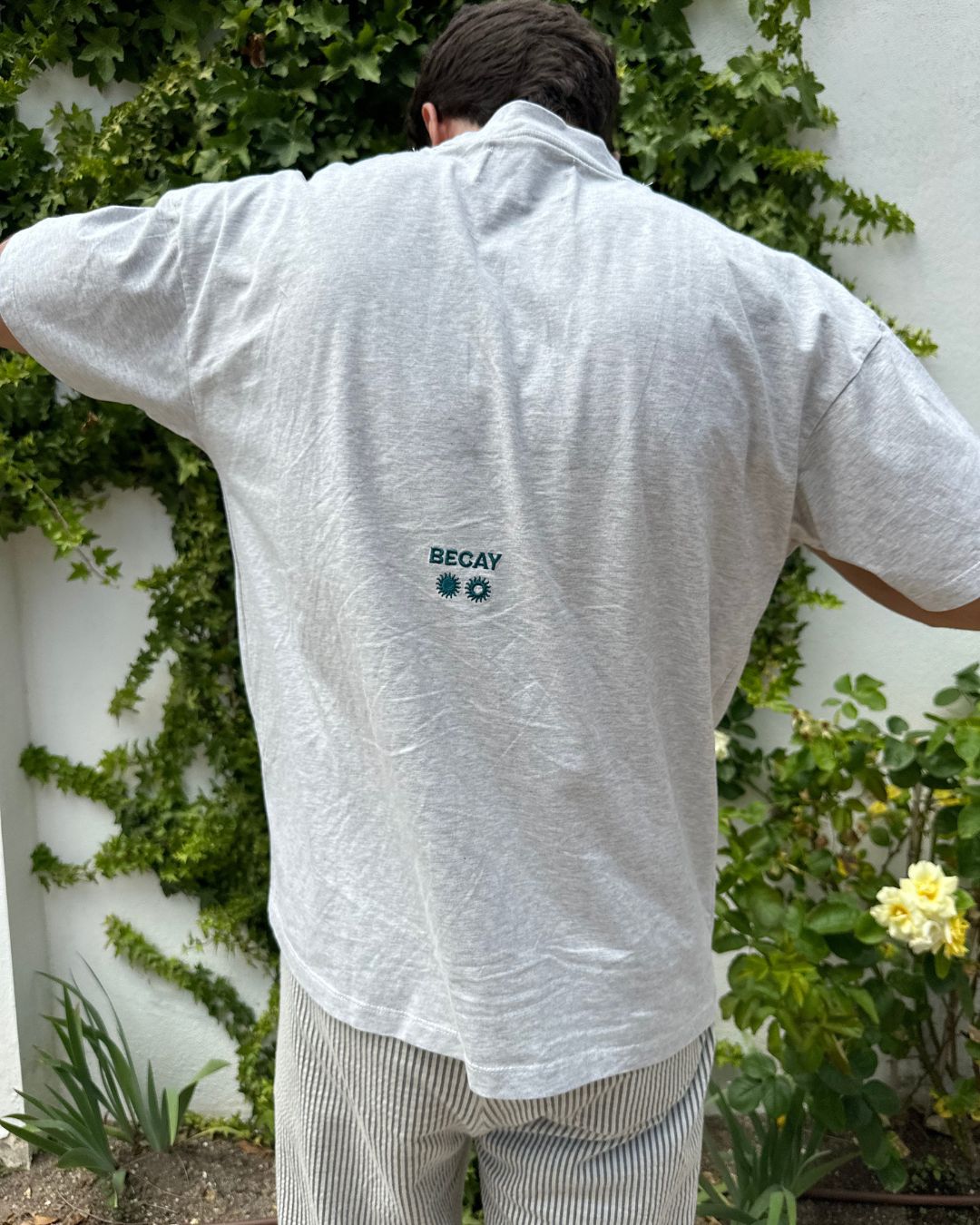 Ilia Light Gray T-Shirt