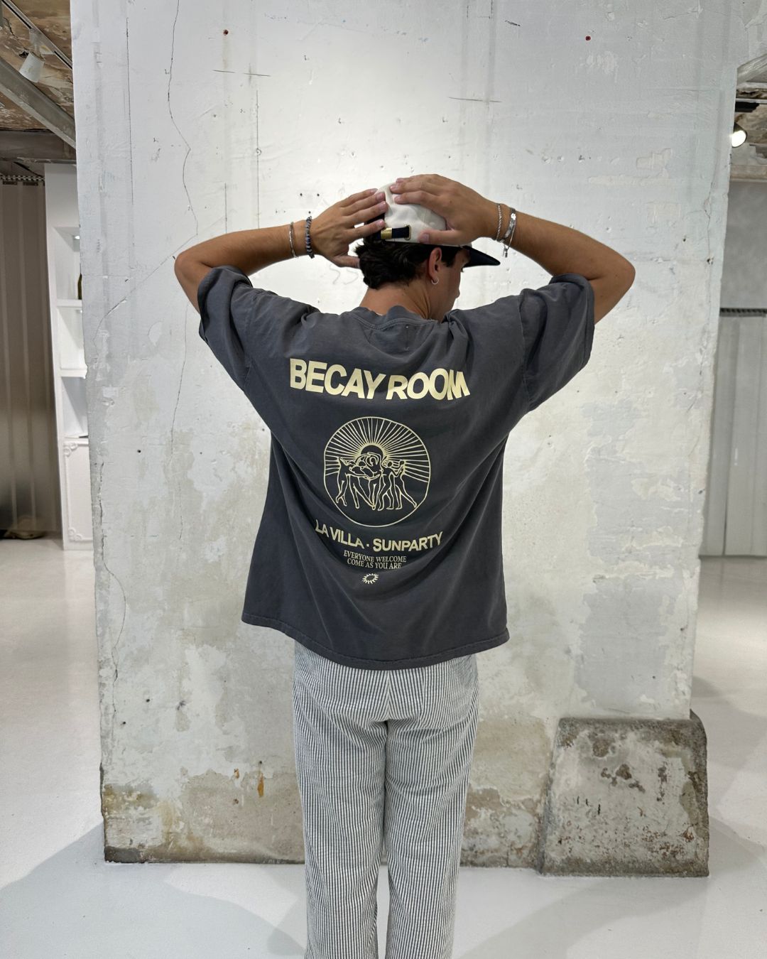 Villa Gray T-Shirt