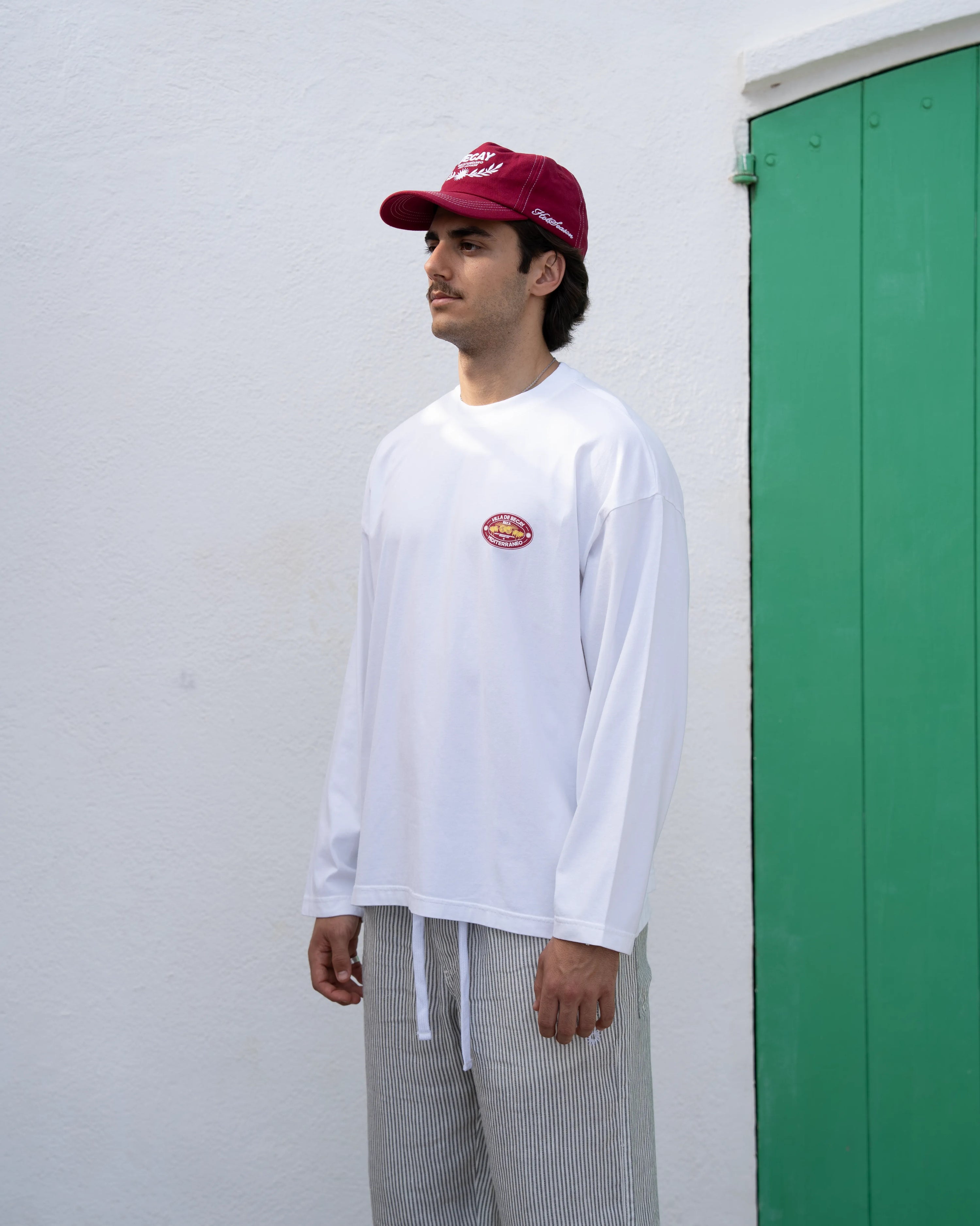 Hotel Longsleeve White & Red