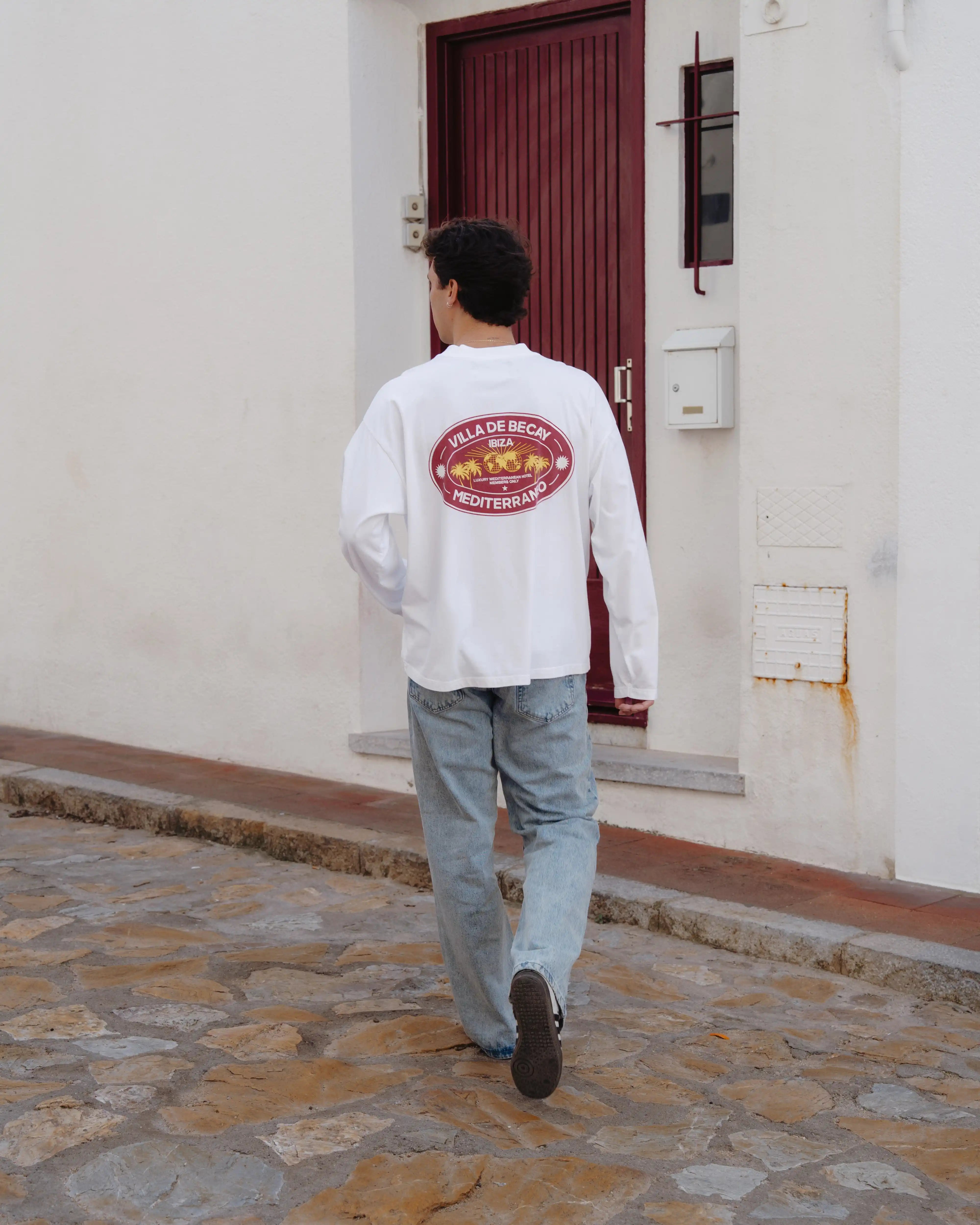Hotel Longsleeve White & Red