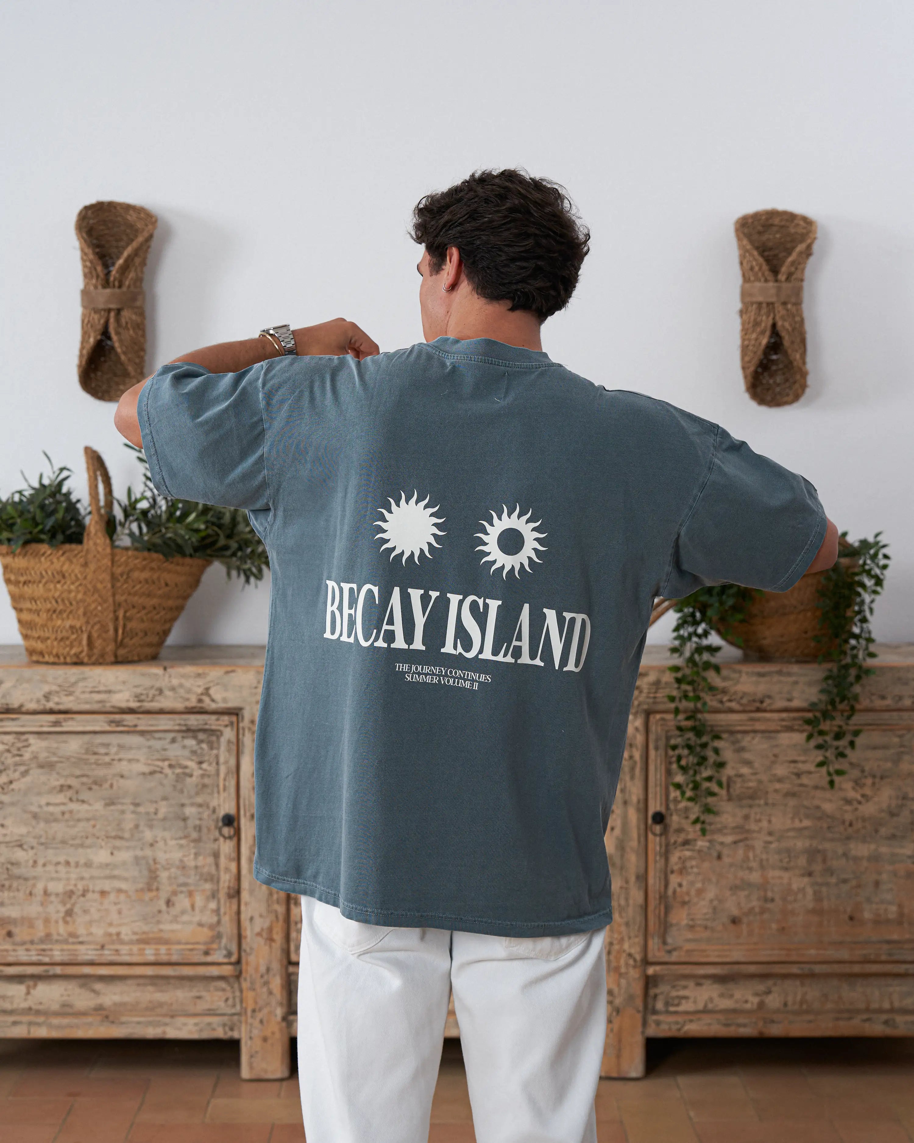 Island T-Shirt