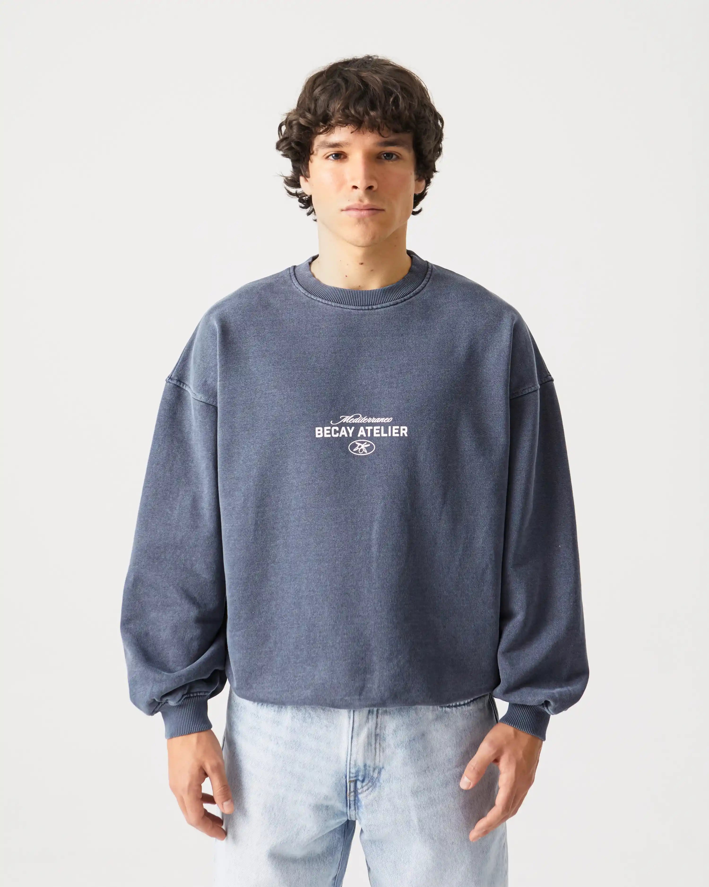 Insignia Crewneck Blue